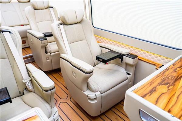 店2025款丰田考斯特图片及价格K8凯发登录泰安丰田考斯特4s(图10)